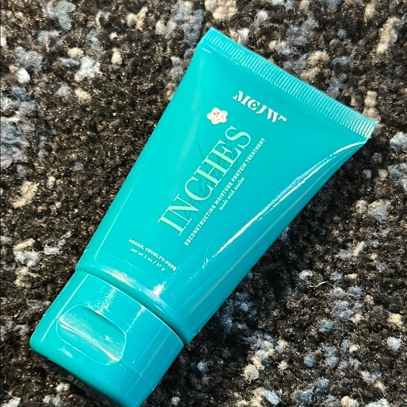 MCJW Madam CJ Walker Inches Reconstructing Moisture Protein Treatment - Picture 8 of 9